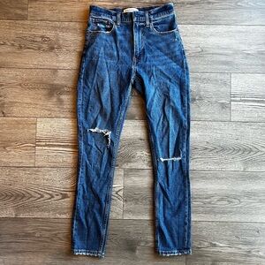 Abercrombie & Fitch Women’s The Skinny High Rise Distressed Jeans Size 24